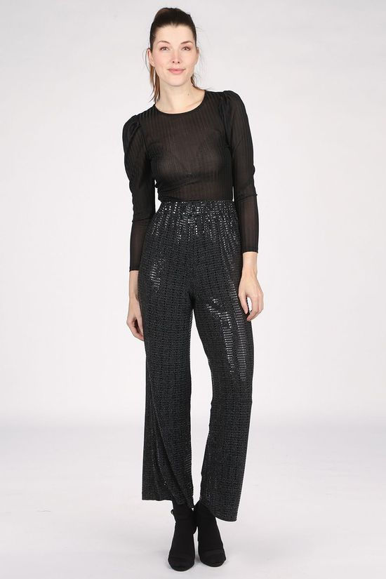 Object T-Shirt  julia Bee Black